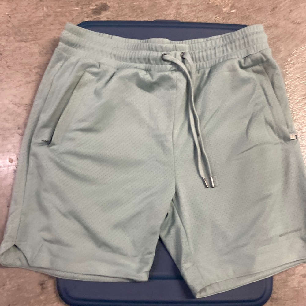 Maison Article Shorts